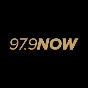 Logotipo de la emisora ​​de radio NOW 97.9 FM