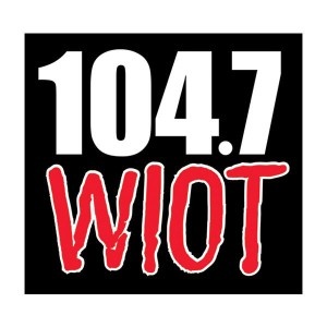 Logo de la station de radio 104.7 WIOT