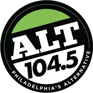 Logo of radio station ALT 104.5