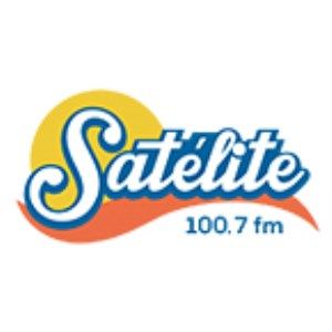 Logotipo de la emisora ​​de radio Radio Satélite 100.7 FM